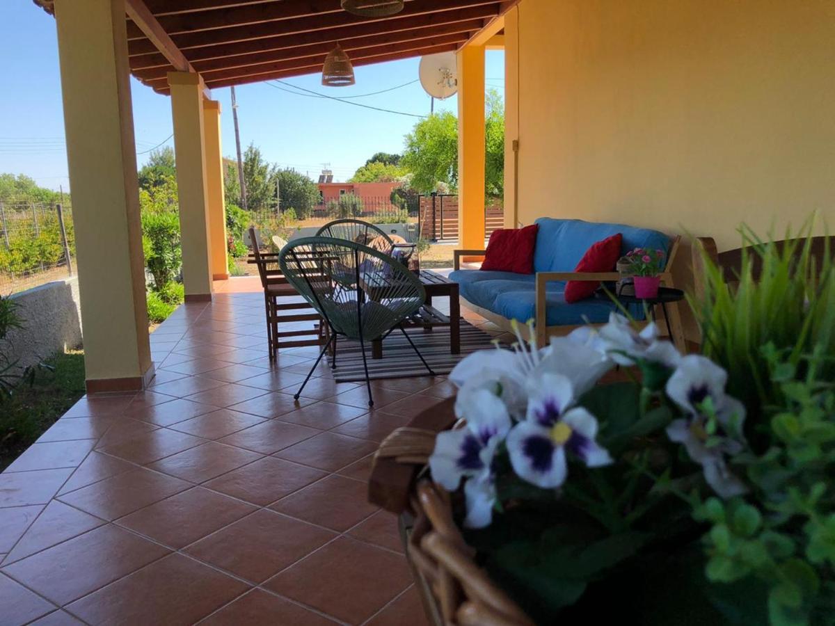 Mnf Country House Agios Georgios  Buitenkant foto