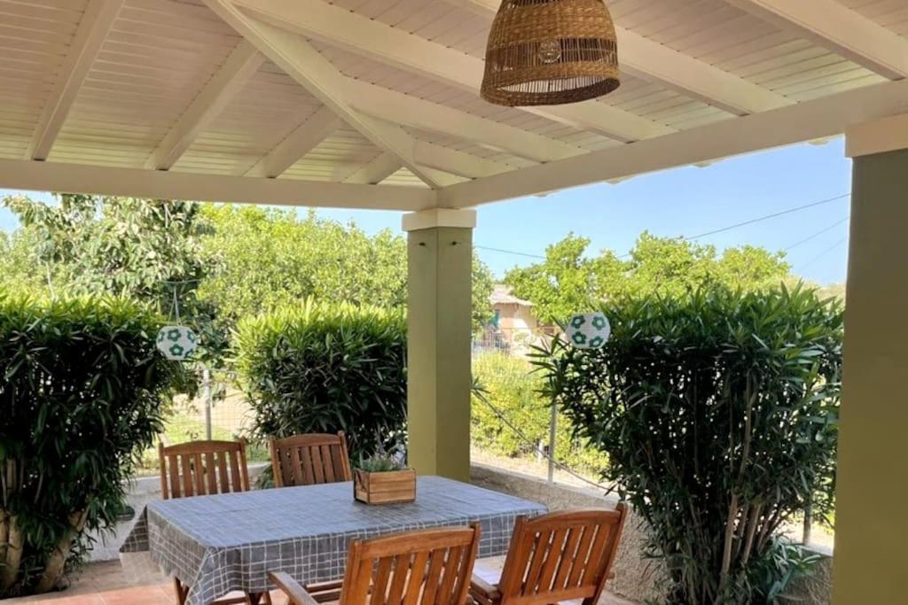 Mnf Country House Agios Georgios  Buitenkant foto